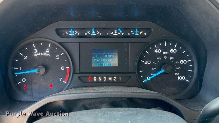 image for item EU2087 2017 Ford F350 Super Duty utility bed pickup truck