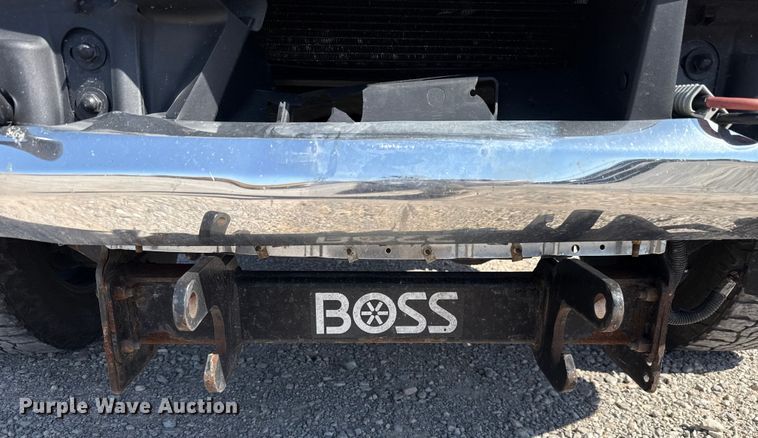 image for item EU2088 2017 Ford F350 Super Duty  utility bed pickup truck