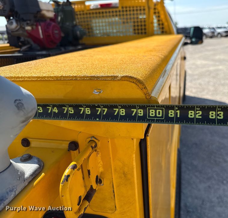 image for item EU2088 2017 Ford F350 Super Duty  utility bed pickup truck