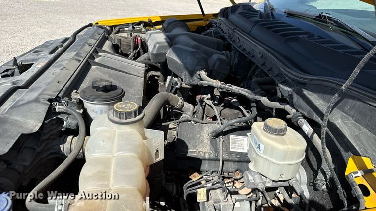 image for item EU2088 2017 Ford F350 Super Duty  utility bed pickup truck