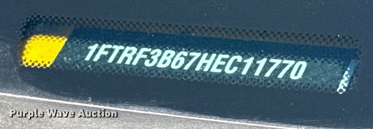 image for item EU2088 2017 Ford F350 Super Duty  utility bed pickup truck