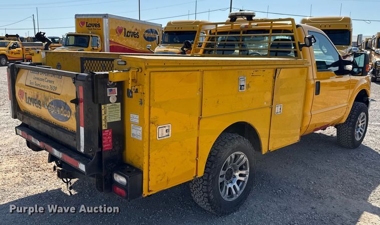 image for item EU2089 2015 Ford F350 Super Duty  utility bed pickup truck