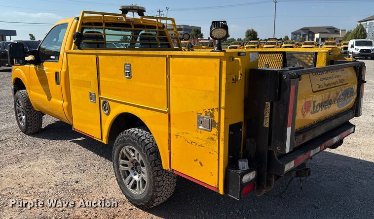 image for item EU2089 2015 Ford F350 Super Duty  utility bed pickup truck