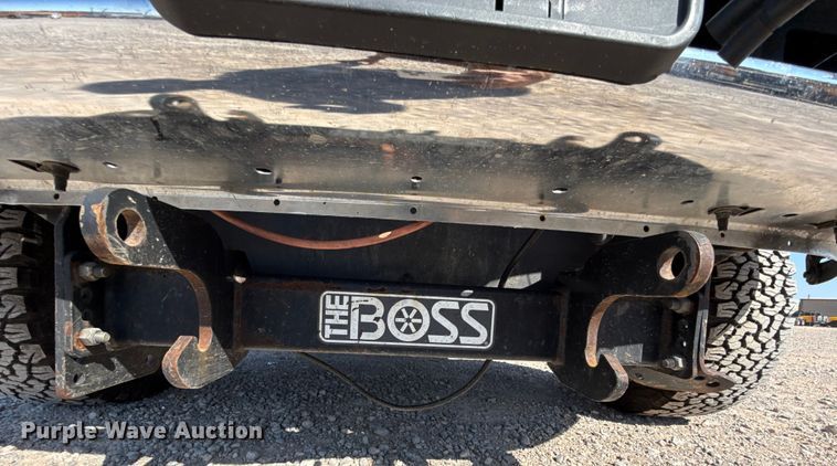 image for item EU2089 2015 Ford F350 Super Duty  utility bed pickup truck