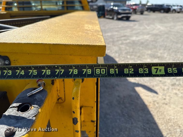 image for item EU2089 2015 Ford F350 Super Duty  utility bed pickup truck