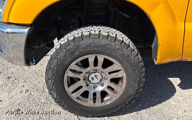 image for item EU2089 2015 Ford F350 Super Duty  utility bed pickup truck