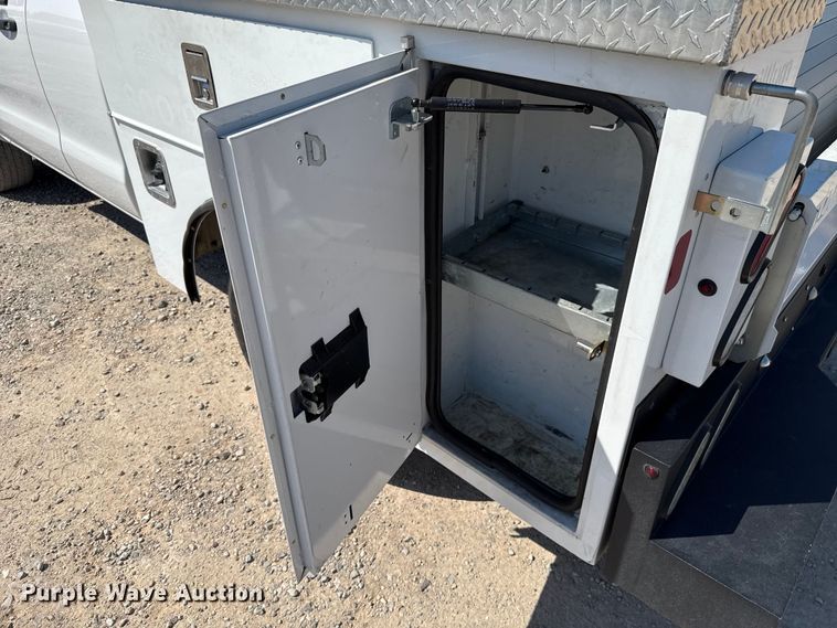 image for item EU2090 2021 Ford Ranger SuperCab utility bed pickup truck