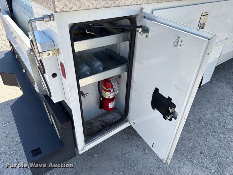 image for item EU2090 2021 Ford Ranger SuperCab utility bed pickup truck