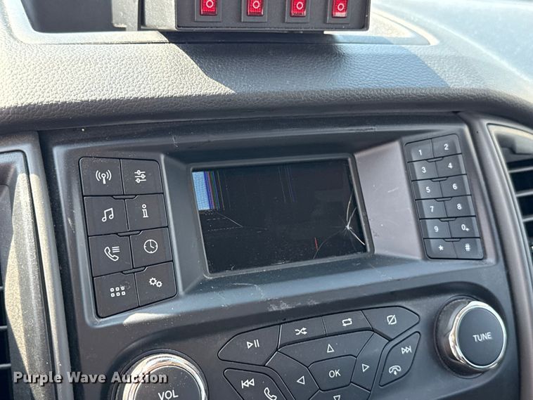 image for item EU2090 2021 Ford Ranger SuperCab utility bed pickup truck