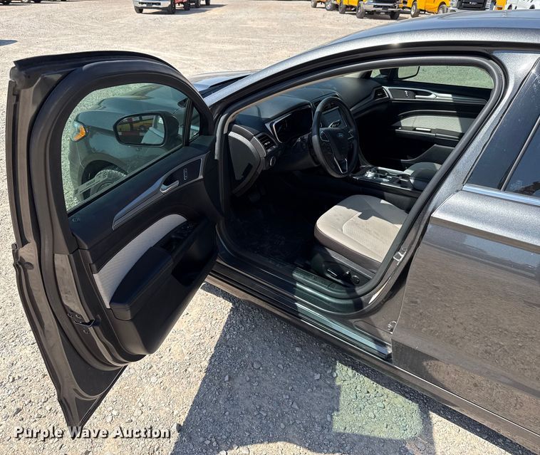 image for item EU2091 2019 Ford Fusion 