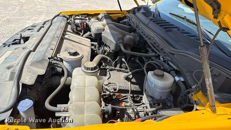 image for item EU2092 2019 Ford F350 Super Duty  utility bed pickup truck