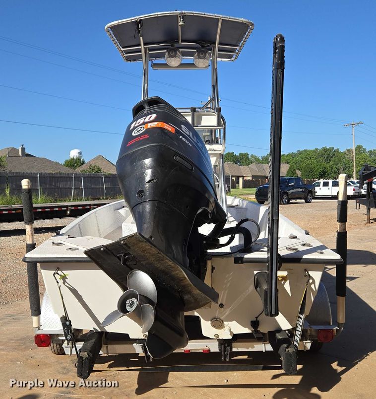 image for item EU3524 2009 Bay Master 2150 Express boat