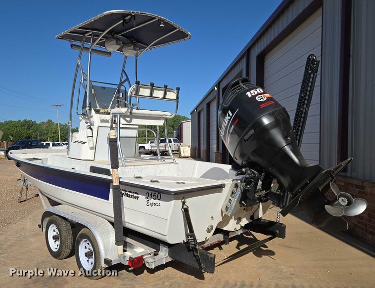 image for item EU3524 2009 Bay Master 2150 Express boat