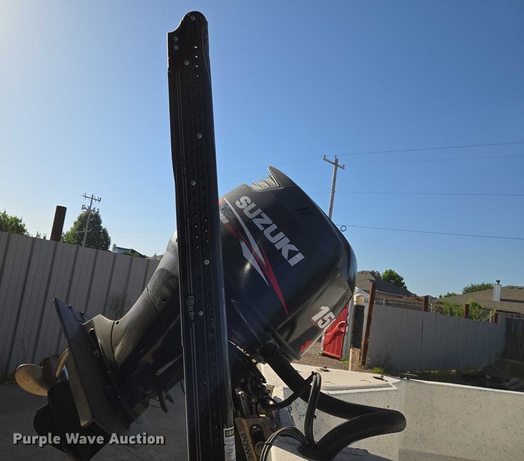 image for item EU3524 2009 Bay Master 2150 Express boat