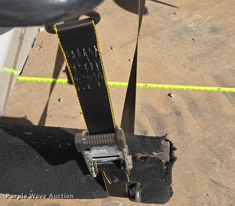 image for item EU3524 2009 Bay Master 2150 Express boat