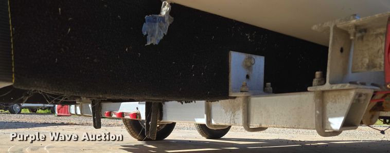 image for item EU3524 2009 Bay Master 2150 Express boat