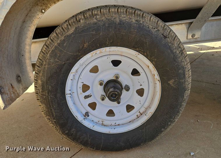 image for item EU3524 2009 Bay Master 2150 Express boat