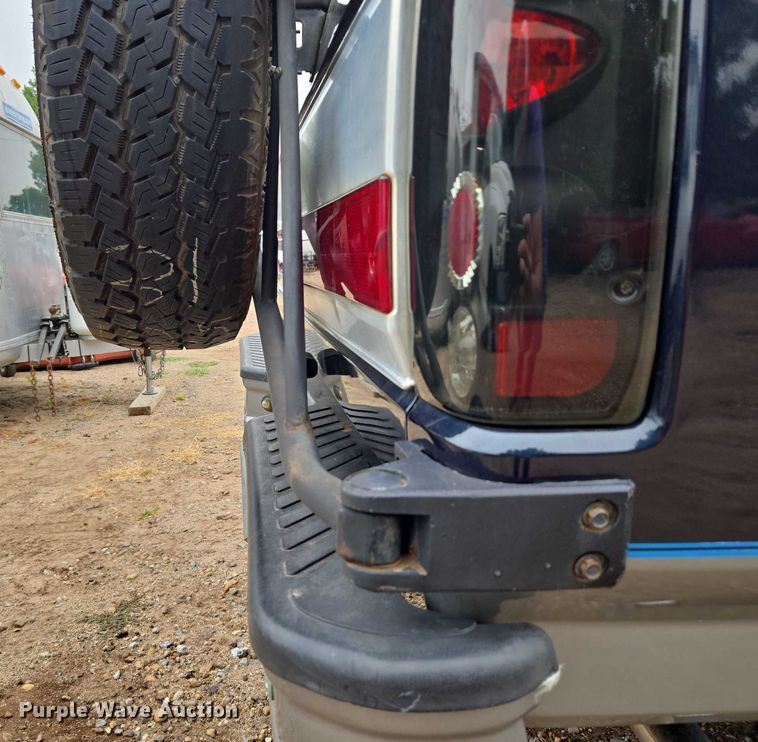 image for item EU3529 1989 Ford Bronco Custom SUV