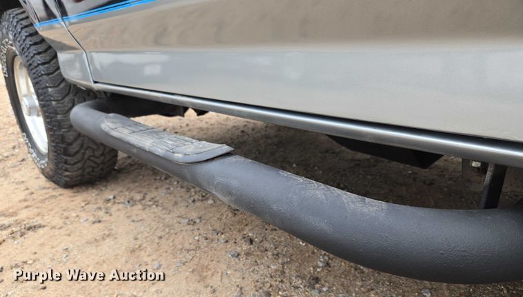 image for item EU3529 1989 Ford Bronco Custom SUV