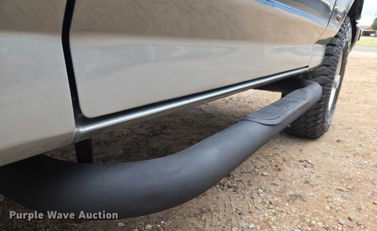 image for item EU3529 1989 Ford Bronco Custom SUV