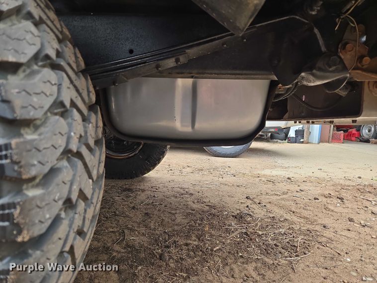 image for item EU3529 1989 Ford Bronco Custom SUV