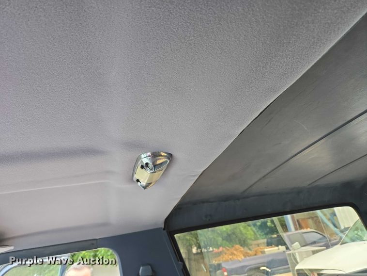 image for item EU3529 1989 Ford Bronco Custom SUV