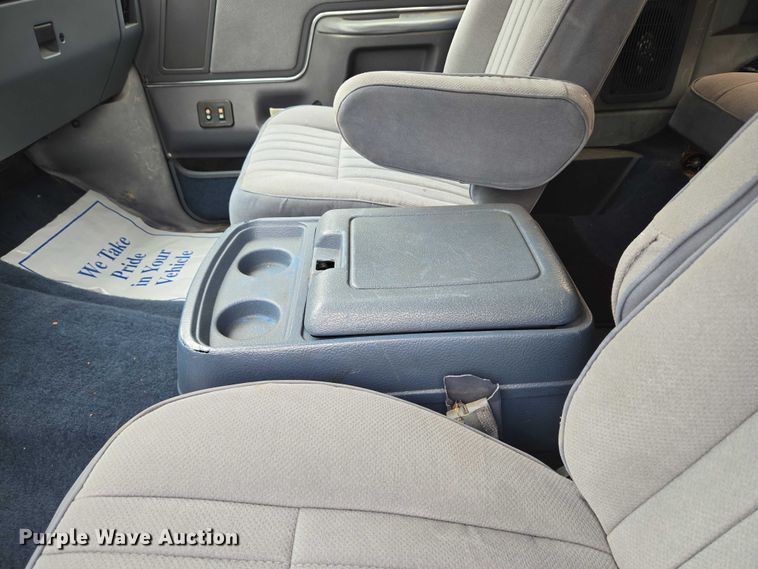 image for item EU3529 1989 Ford Bronco Custom SUV