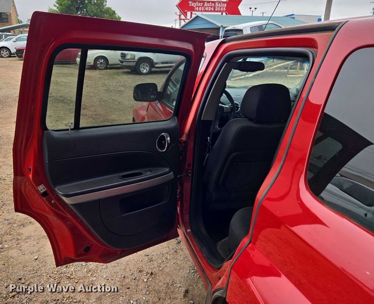 image for item EU3530 2011 Chevrolet Hhr SUV