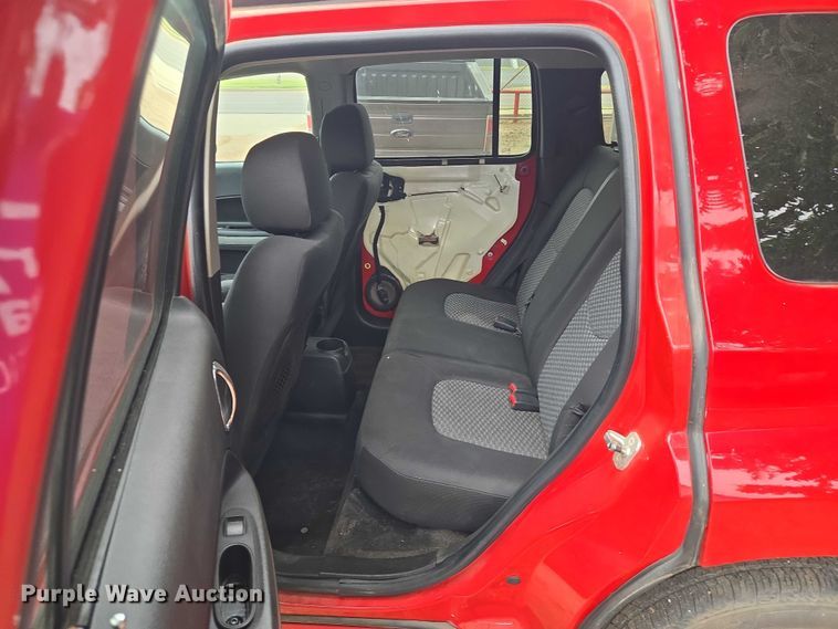 image for item EU3530 2011 Chevrolet Hhr SUV