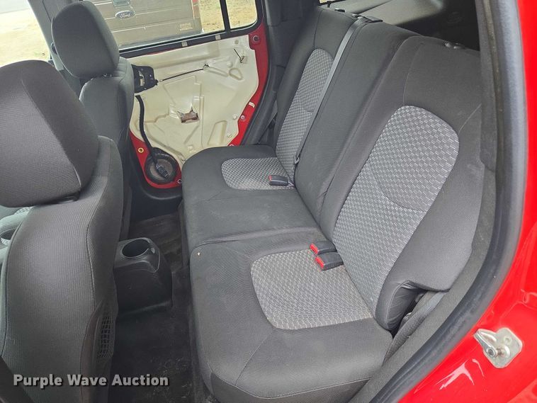 image for item EU3530 2011 Chevrolet Hhr SUV