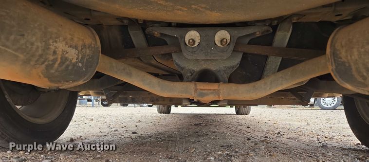 image for item EU3531 2000 Cadillac Krystal Koach Base limousine