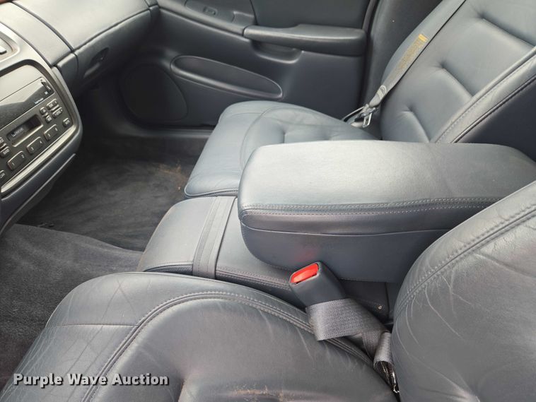 image for item EU3531 2000 Cadillac Krystal Koach Base limousine