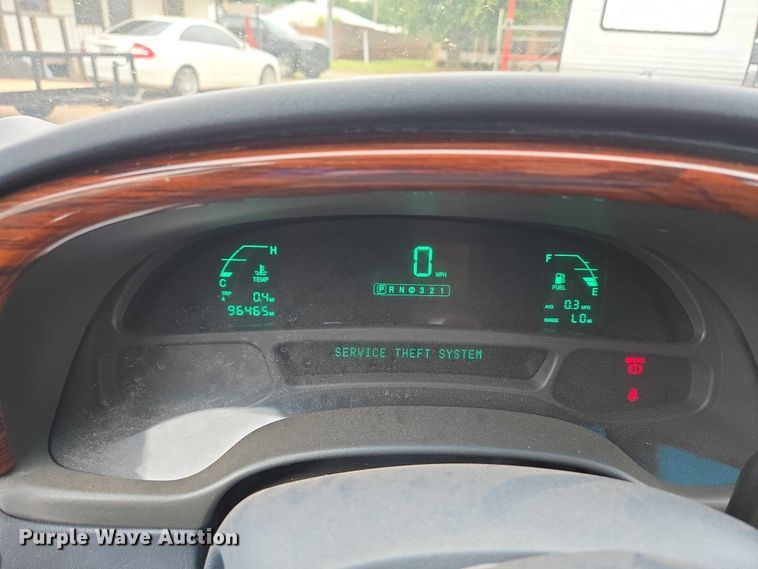 image for item EU3531 2000 Cadillac Krystal Koach Base limousine