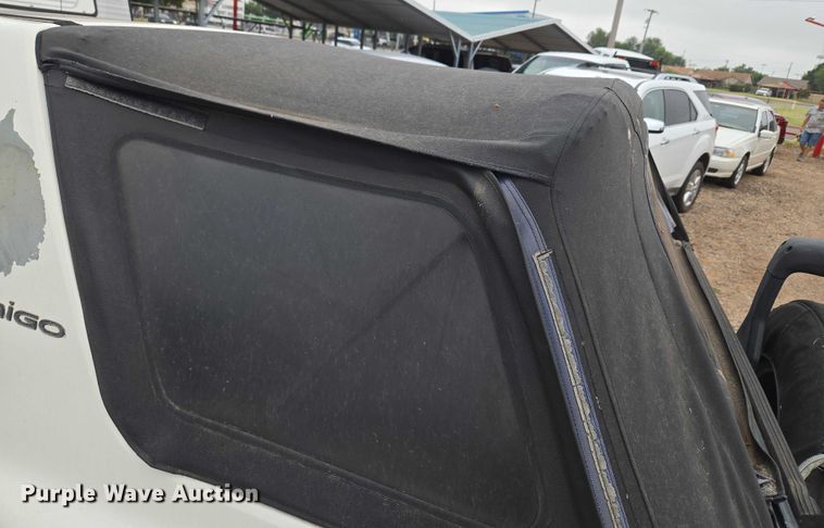 image for item EU3532 1999 Isuzu Amigo SUV