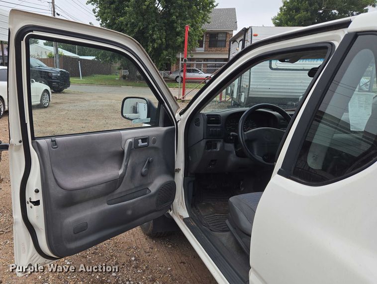 image for item EU3532 1999 Isuzu Amigo SUV