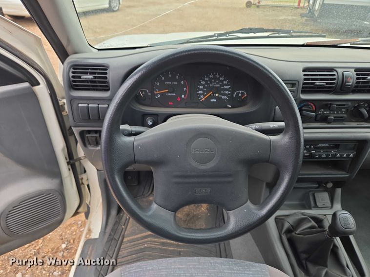 image for item EU3532 1999 Isuzu Amigo SUV