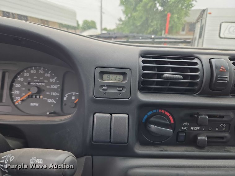 image for item EU3532 1999 Isuzu Amigo SUV