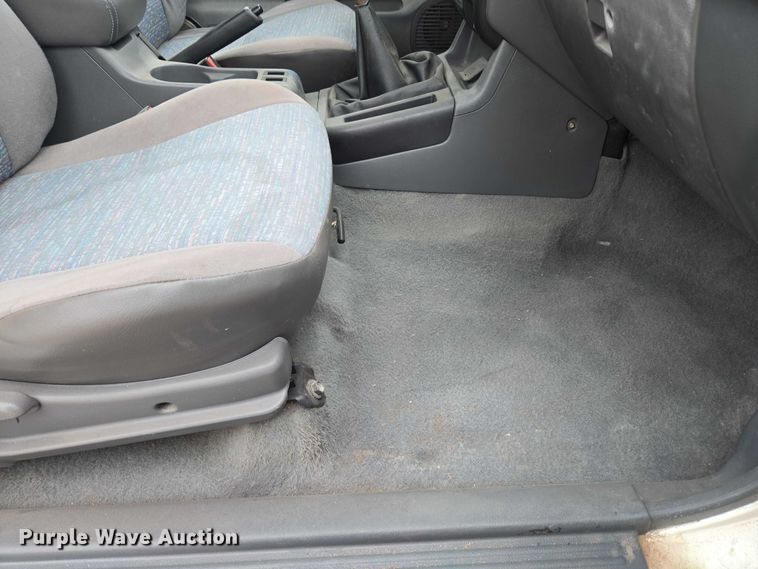 image for item EU3532 1999 Isuzu Amigo SUV