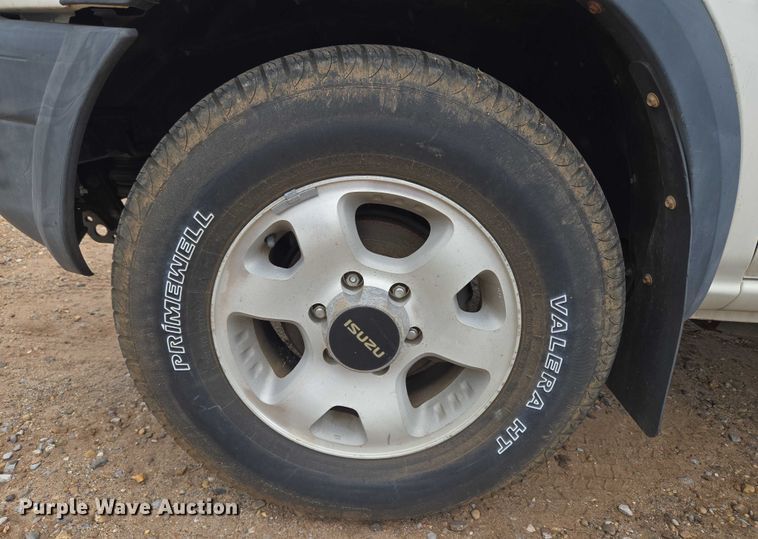 image for item EU3532 1999 Isuzu Amigo SUV