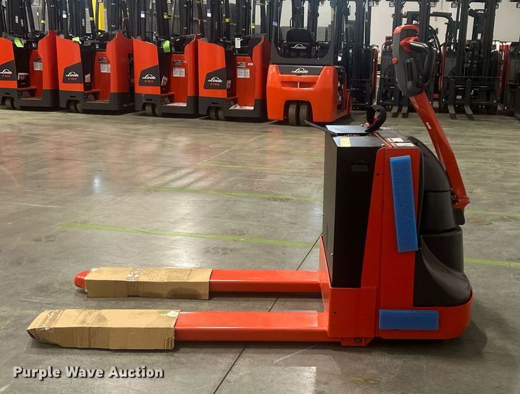 image for item EX9820 2023 Linde MT20 pallet jack