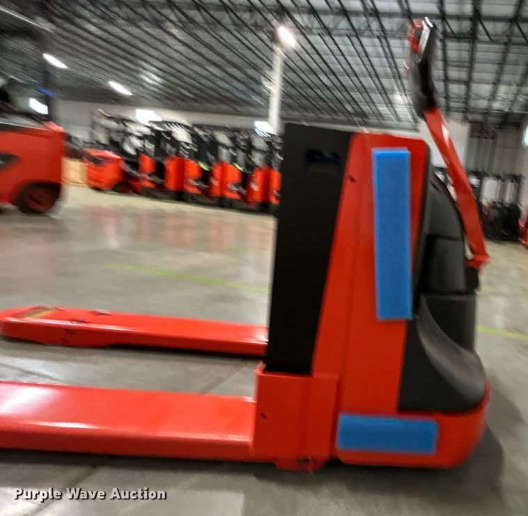 image for item EX9820 2023 Linde MT20 pallet jack