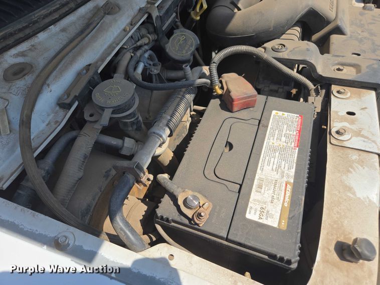 image for item FB9419 2006 Ford E350 van