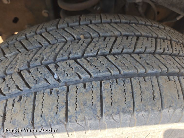 image for item FB9419 2006 Ford E350 van