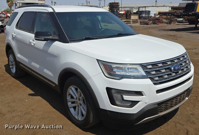 image for item FB9420 2016 Ford Explorer XLT SUV