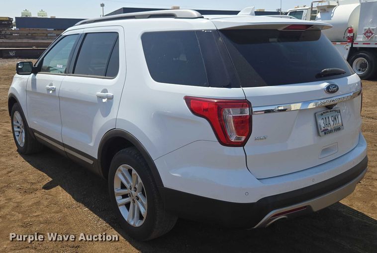 image for item FB9420 2016 Ford Explorer XLT SUV