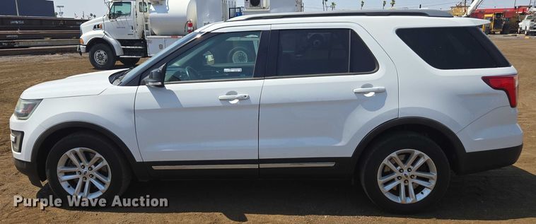 image for item FB9420 2016 Ford Explorer XLT SUV