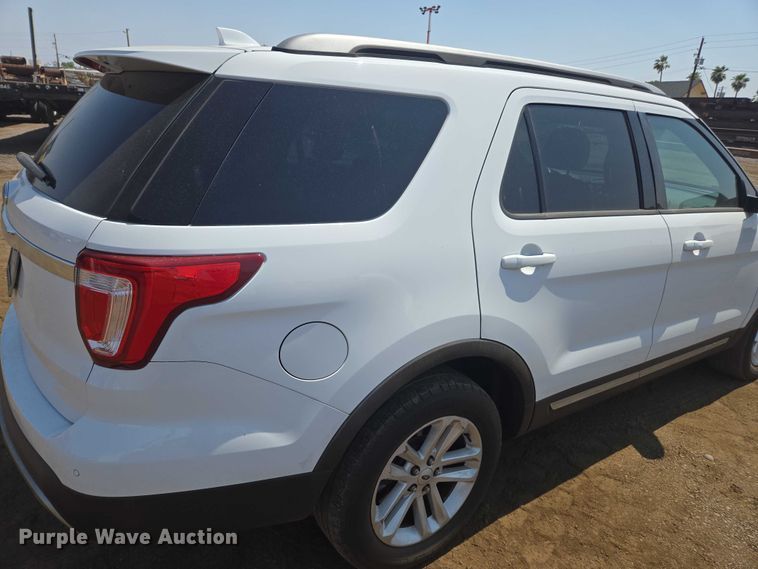 image for item FB9420 2016 Ford Explorer XLT SUV