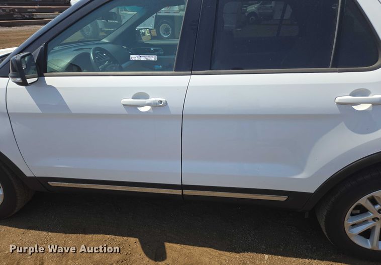 image for item FB9420 2016 Ford Explorer XLT SUV