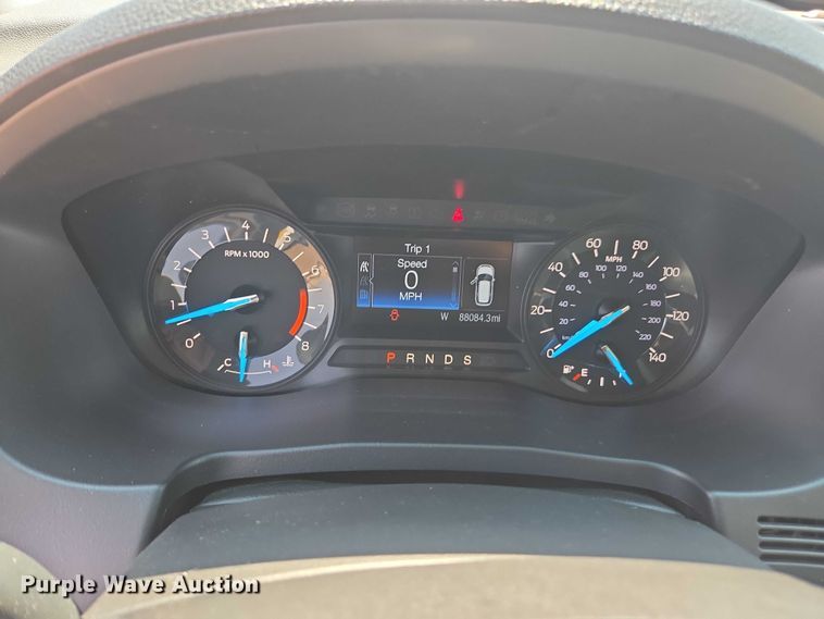 image for item FB9420 2016 Ford Explorer XLT SUV