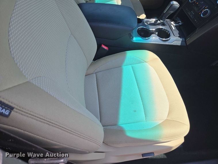 image for item FB9420 2016 Ford Explorer XLT SUV